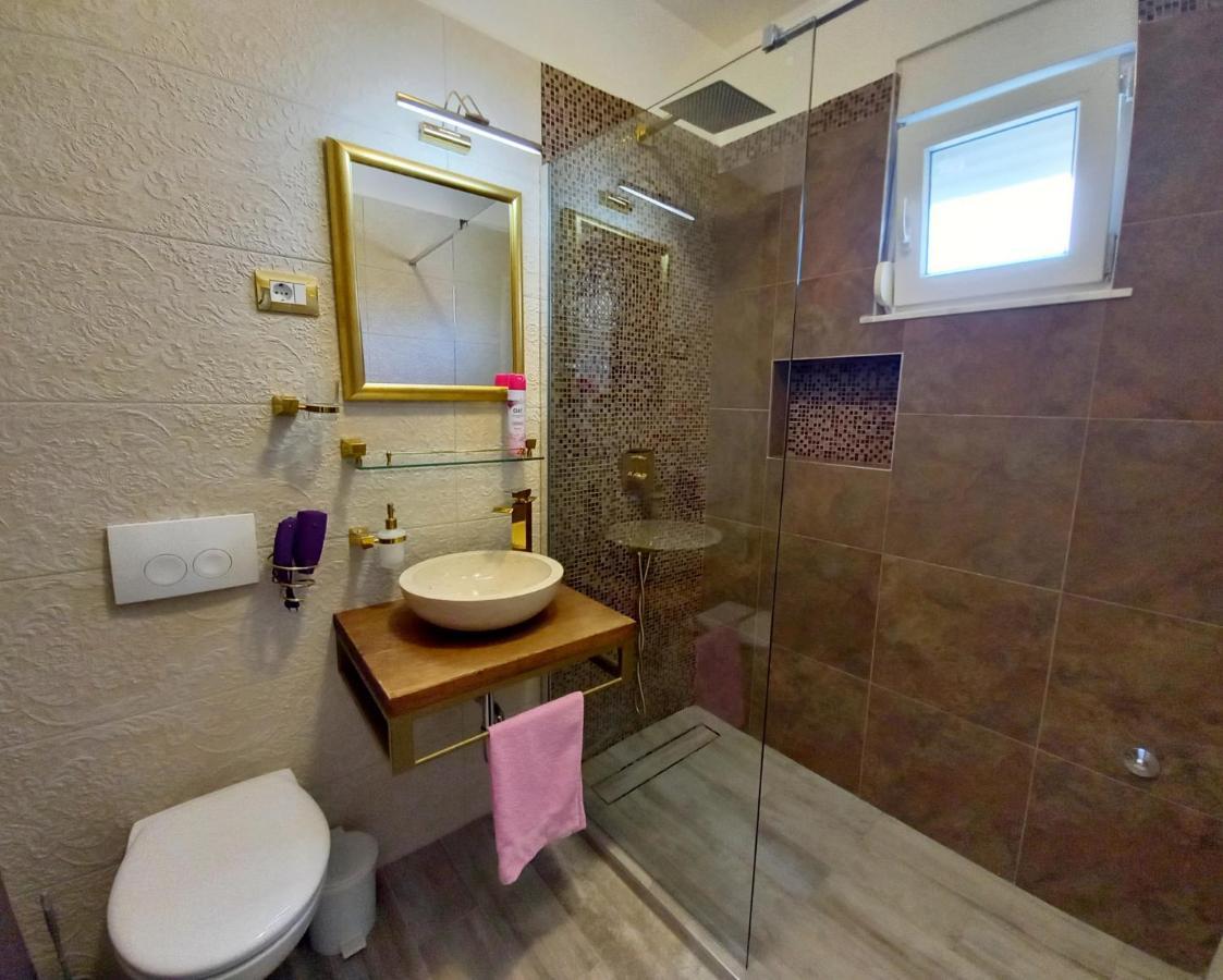 Holiday House Kazali, Medulin Extérieur photo